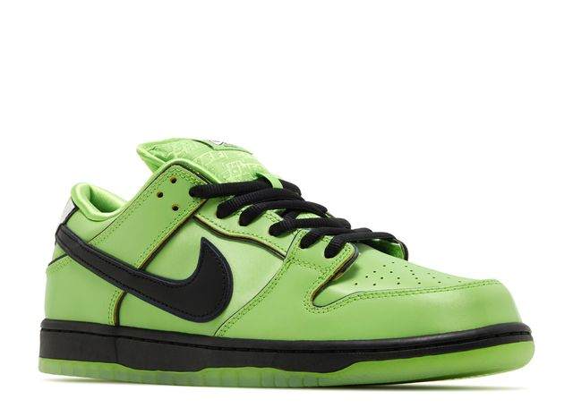 Nike SB Dunk Low The Powerpuff Girls Buttercup Front