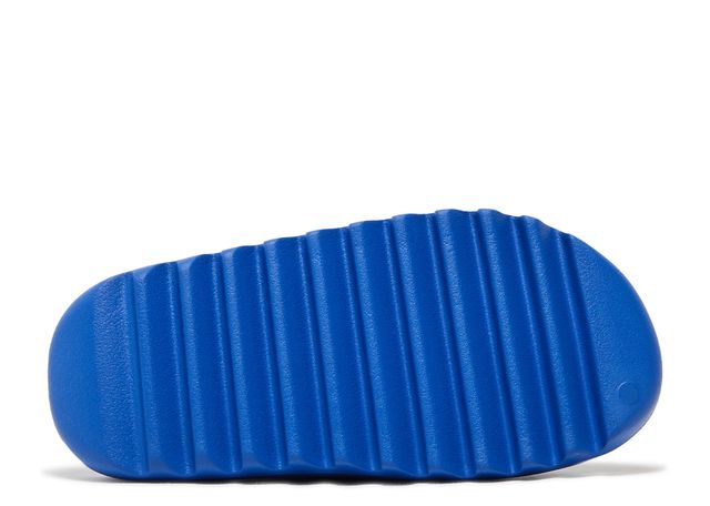 Yeezy Slide Azure Bottom